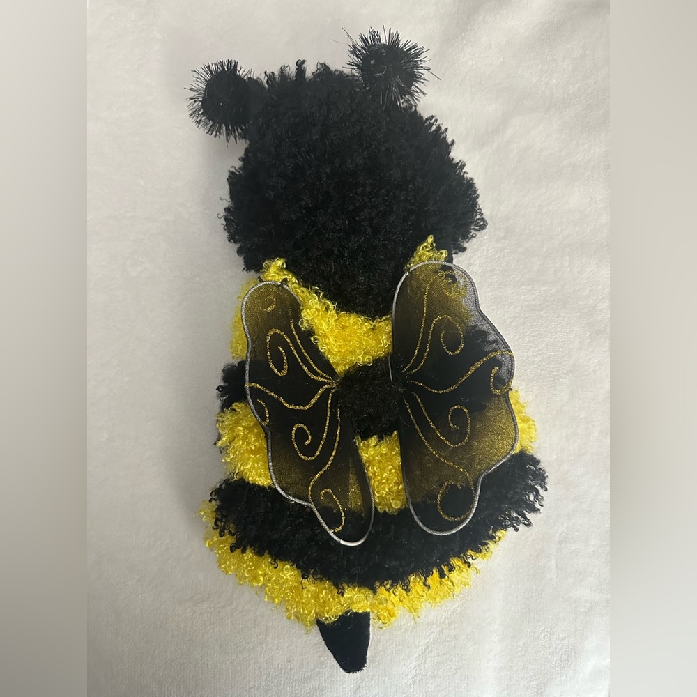 Top Paw pet Bumblebee costume  with Wings - Black and Yellow